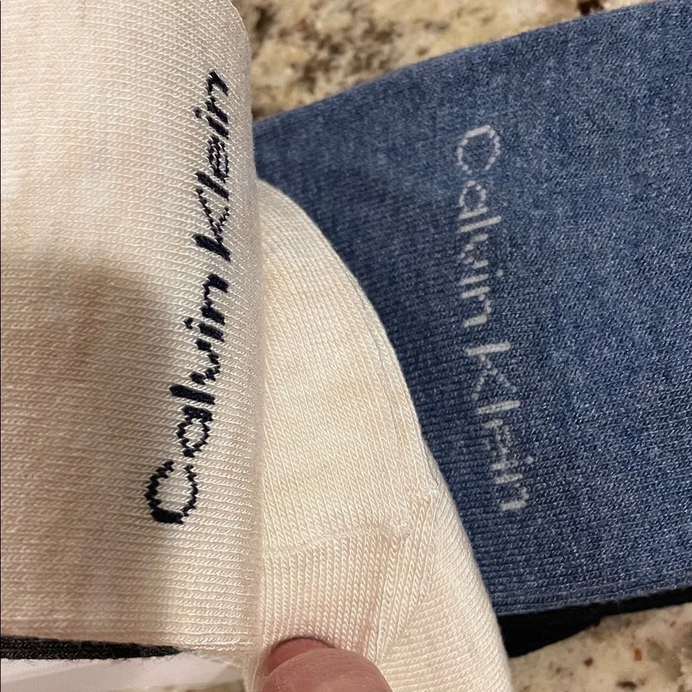 NWT 4 Pairs Calvin Klein Men's Dress Crew Socks - Picture 8 of 10